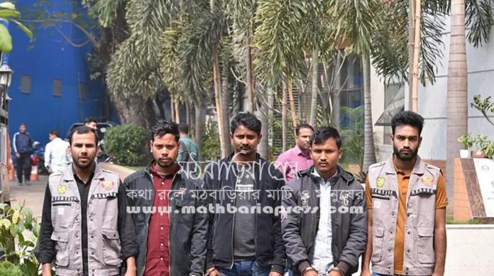 একটি জন্মনিবন্ধন সনদ বানিয়ে দিতে চক্রের সদস্যরা ৩০ হাজার থেকে ৫০ হাজার টাকা নিতেন।ছবি সংগৃহীত